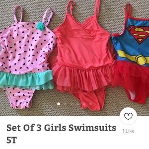 Set of 3 girls swimsuits 5T